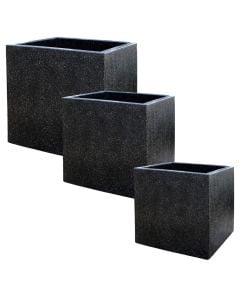 Vazo lulesh, set 3 copë, beton, e zezë, S: 40x40xH40 cm; M: 50x50xH50cm; L: 60x60x60cm